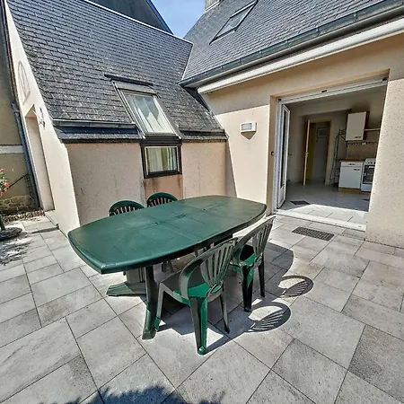 Holiday home Maison De Avec Jardin Clos A 250m Des Commerces Et Proche De La Mer - Fr-1-361-358 Saint-Pair-sur-Mer