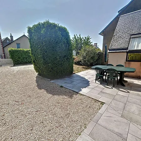Holiday home Maison De Avec Jardin Clos A 250m Des Commerces Et Proche De La Mer - Fr-1-361-358